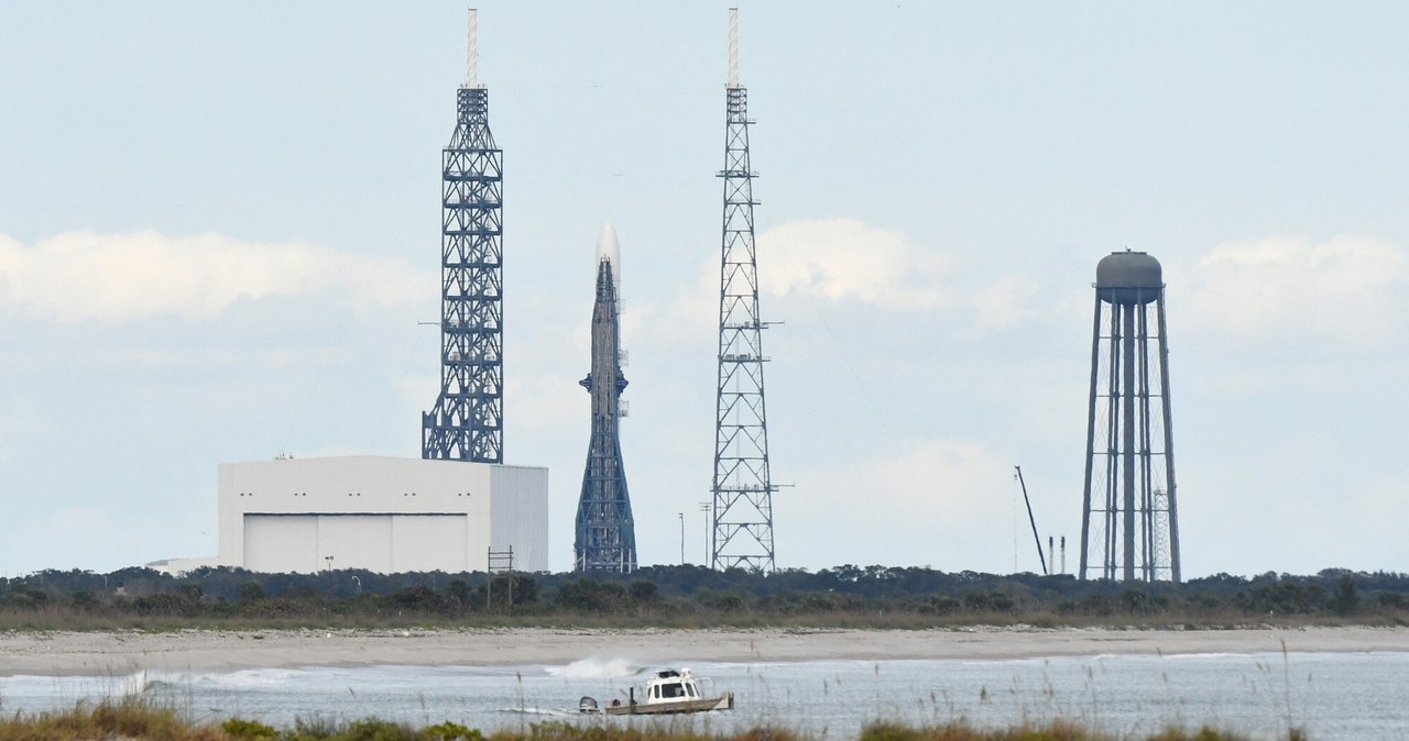 Blue Origin odwołał poniedziałkową próbę startu potężnej rakiety