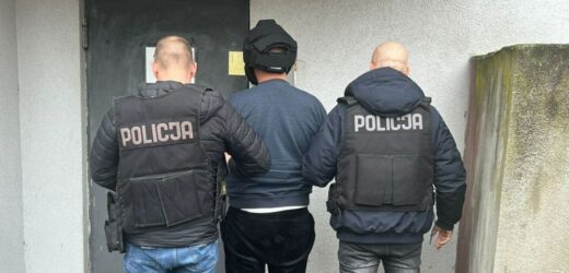 Mieli zdetonować ładunek wybuchowy w bloku. Są w rękach policji