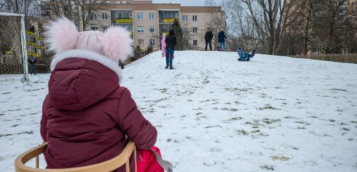Kiepskie prognozy na ferie. Będzie ciepło i mokro