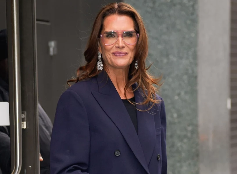 Brooke Shields w biurowej odsłonie. 59-latka zachwyciła wyglądem