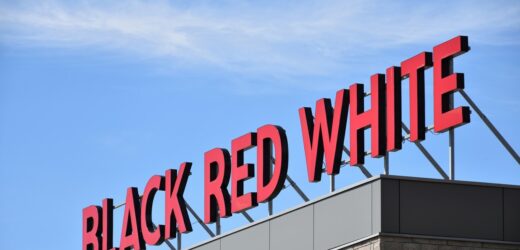 Zwolnienia w fabryce Black Red White. Pracę traci ponad 200 osób