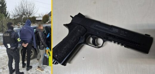 Wyciągnął broń z reklamówki i przyłożył do głowy 15-latkowi