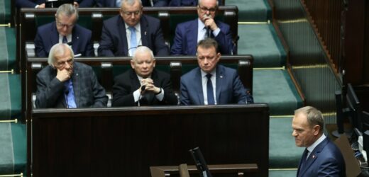 Nowy sondaż wyborczy. KO i PiS z identycznym poparciem