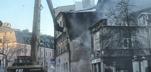 Rozpoczęła się rozbiórka kamienicy w centrum Lublina