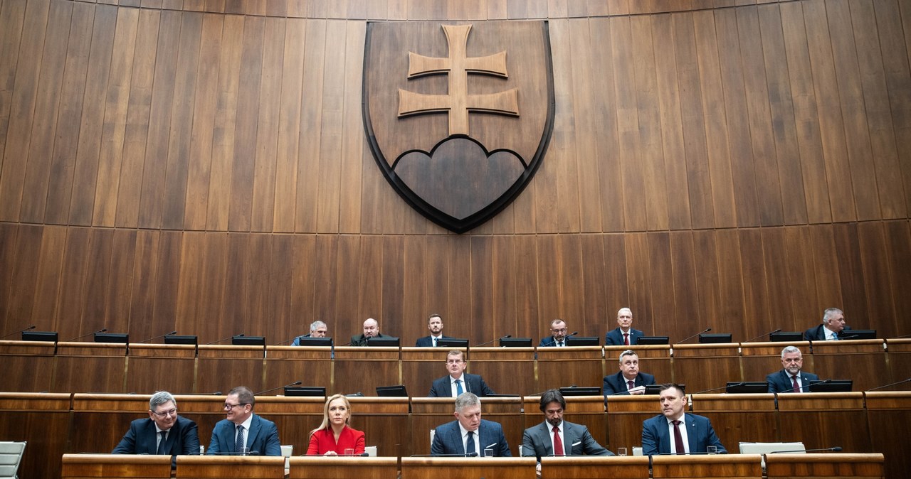 Zamieszanie polityczne na Słowacji. Raport służb spowodował utajnienie debaty w parlamencie