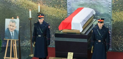 Longin Pastusiak spoczął na Powązkach Wojskowych