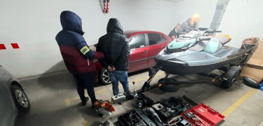 Kradzież skutera wodnego w stolicy. Podejrzanym recydywista