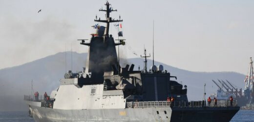 Rosyjski okręt szpiegowski w kanale La Manche. Był tam już wcześniej