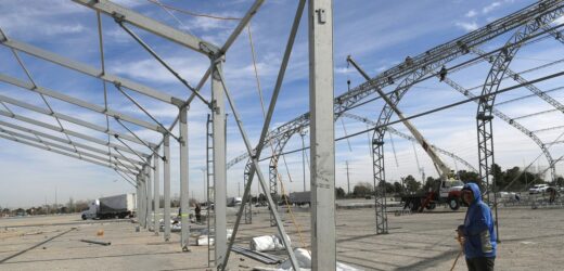 Masowe deportacje z USA. Meksyk buduje olbrzymie obozy