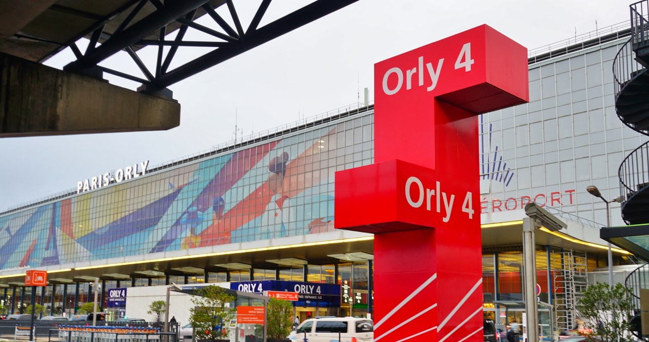 Autobusy przestaną dowozić podróżnych na podparyskie lotnisko Orly