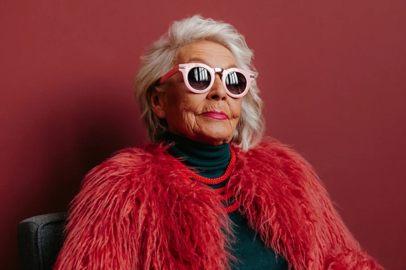 Śliczne żeńskie imię, które oznacza „zorzę polarną”. W Polsce zapomniane