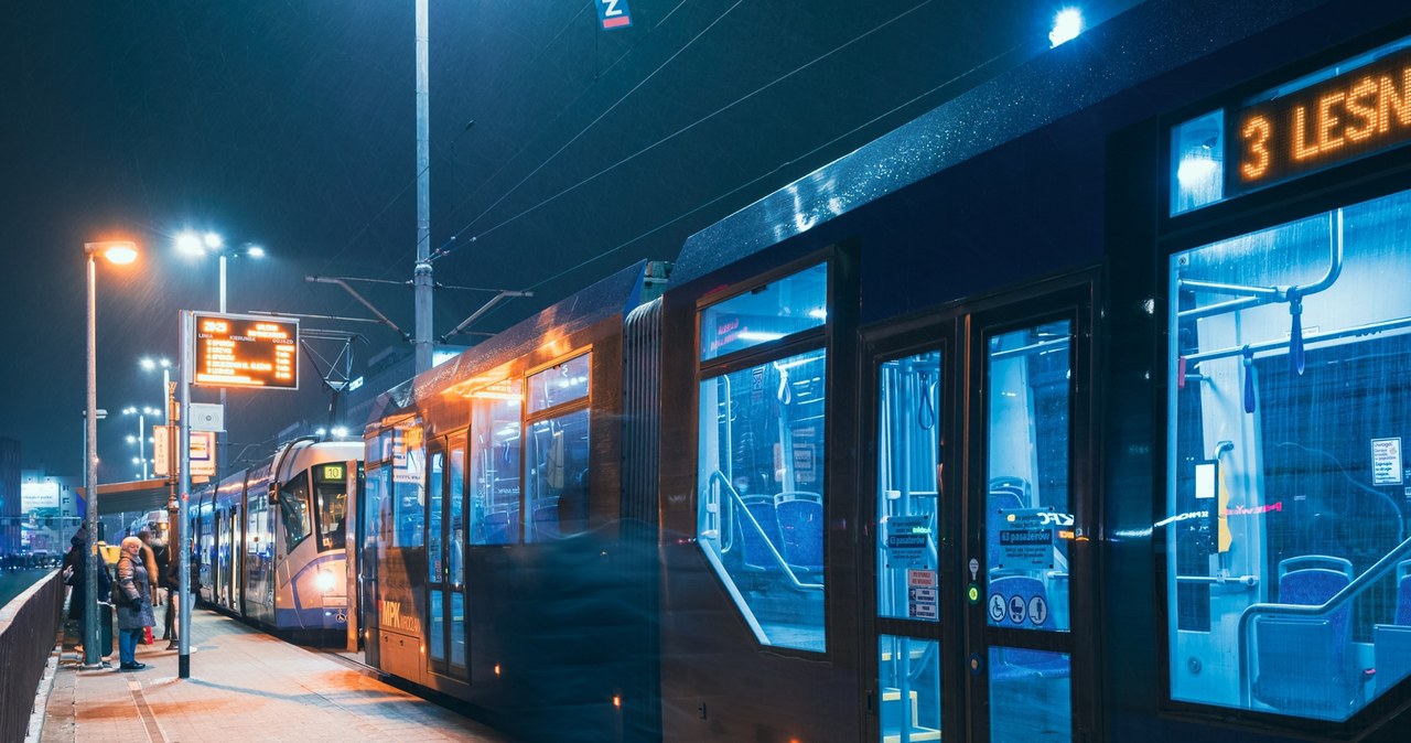​Motorniczy z Wrocławia wysiadł z tramwaju i groził bronią gazową kierowcy