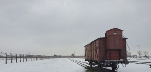 Poczekalnia do śmierci. Wagon symbolem 80. rocznicy wyzwolenia obozu Auschwitz