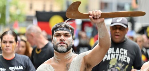 ​Niespokojny Dzień Australii. Tłum zniszczył pomniki