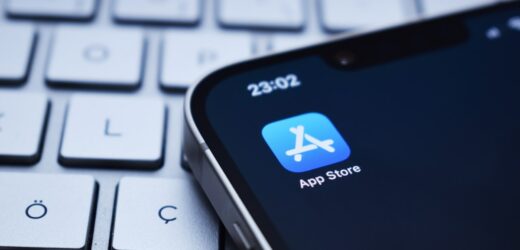 DeepSeek z Chin podbija Zachód. Bije na głowę ChatGPT?