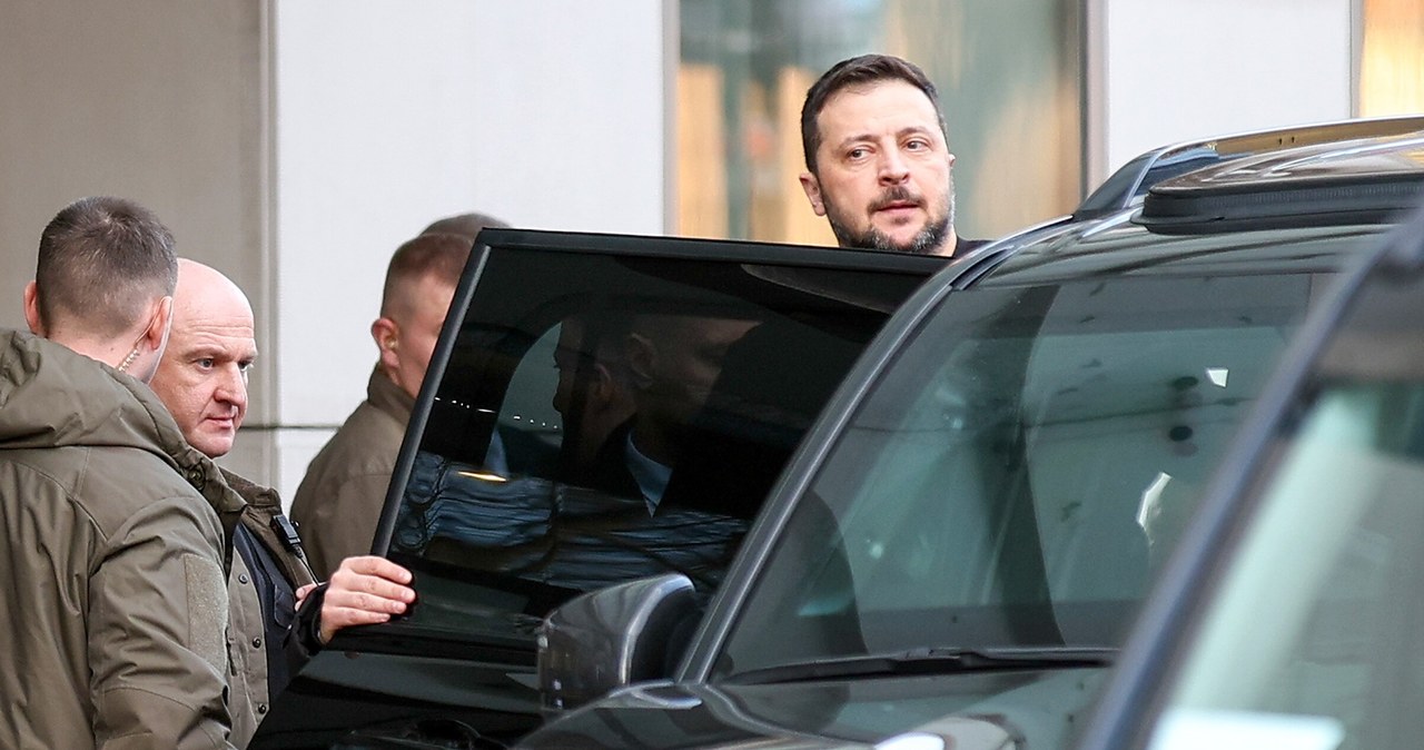 Hołownia rozmawiał z Zełenskim. „Jest zielone światło dla ekshumacji ofiar Wołynia”