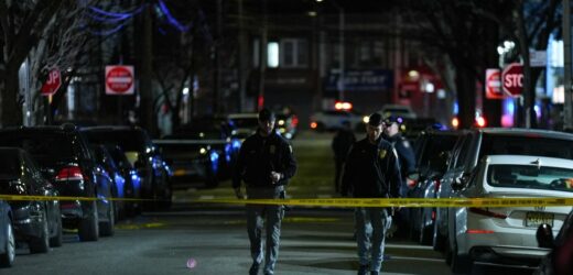 Wszedł do sklepu i zaczął strzelać. Są zabici i ranni