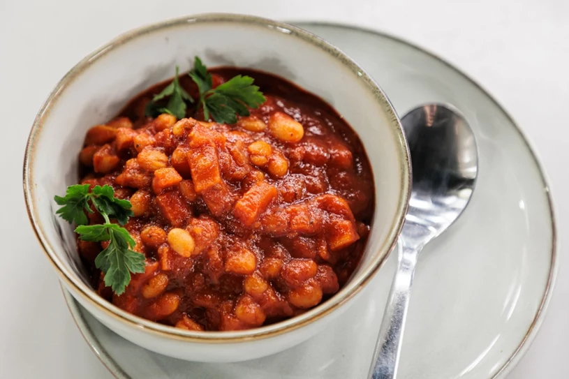 Kultowe danie z PRL-u wraca do łask. Jest zdrowa, tania i sycąca