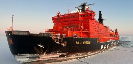 Rosyjski lodołamacz atomowy zderzył się ze statkiem towarowym