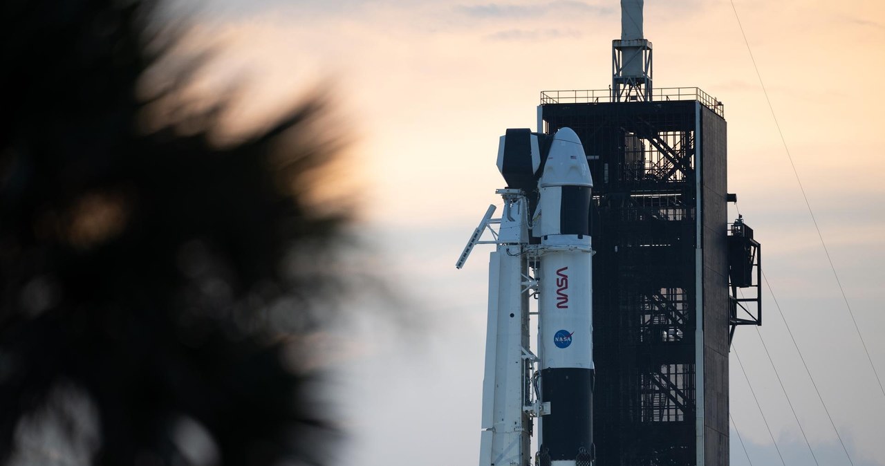 Elon Musk opóźni lot polskiego astronauty w Kosmos?