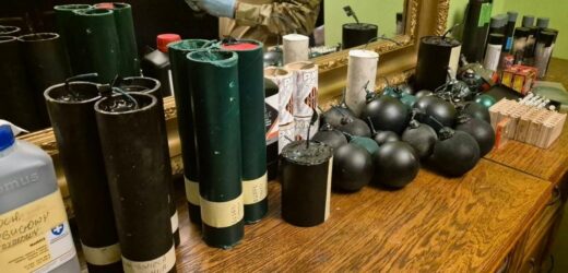 Arsenał broni w mieszkaniu ochroniarza, który groził Owsiakowi