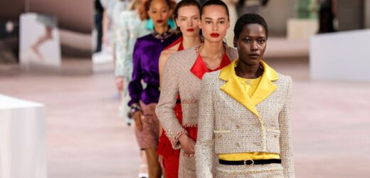 Najnowsze trendy światowej mody. Minispódniczki na topie!