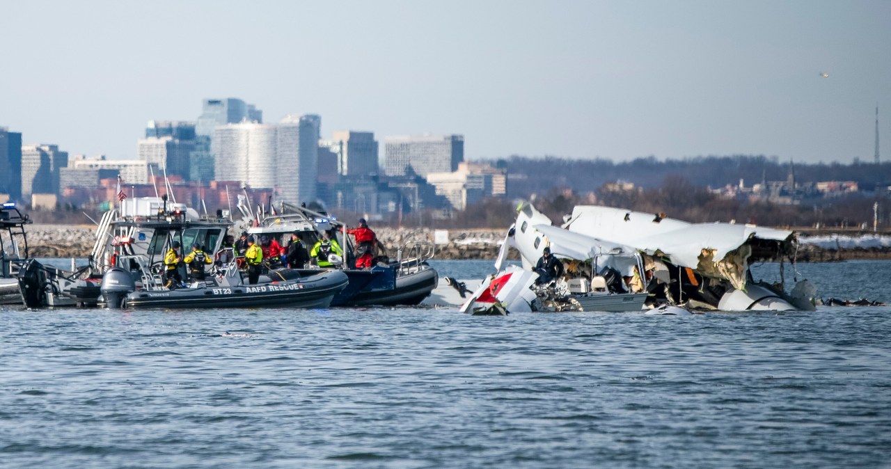 Katastrofa w USA. „NYT”: Jeden kontroler pełnił obowiązki dwóch pracowników