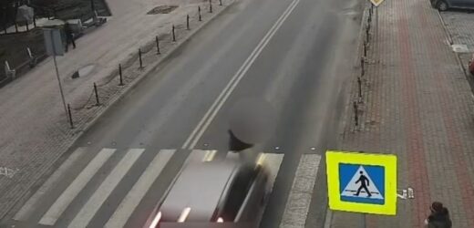 15-latka potrącona na pasach. Policja publikuje nagranie