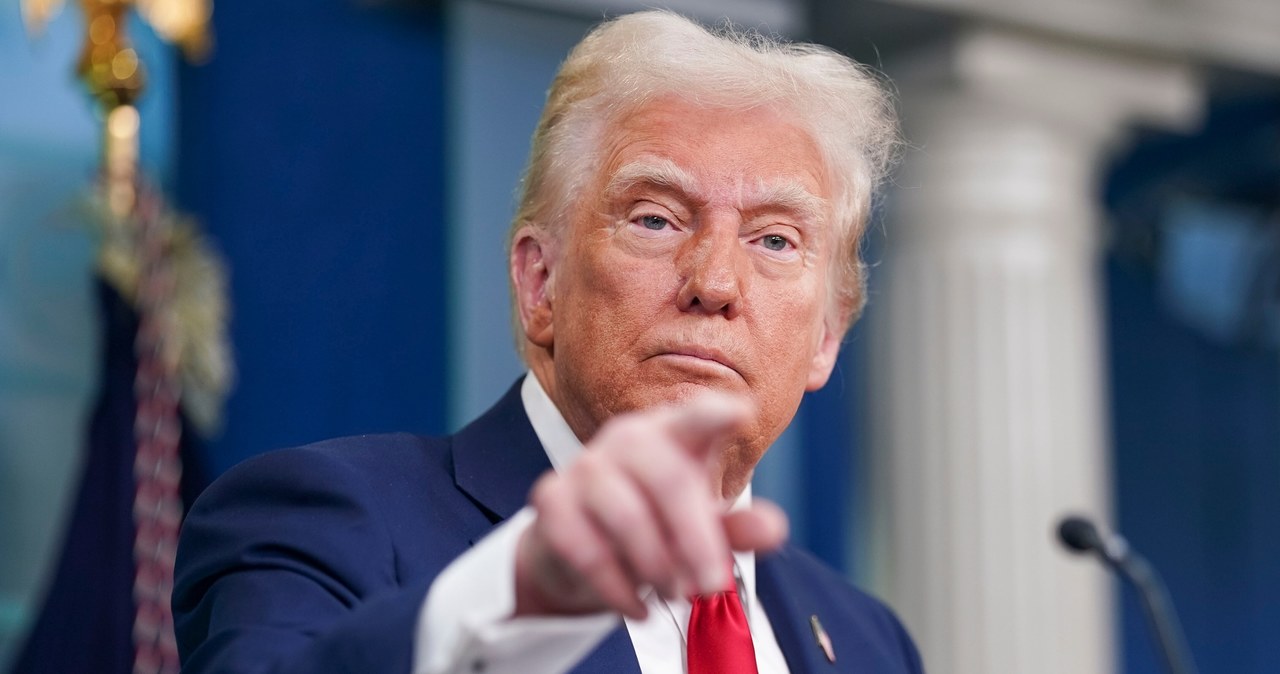 Trump nałoży cła na Kanadę, Meksyk i Chiny. Biały Dom potwierdza