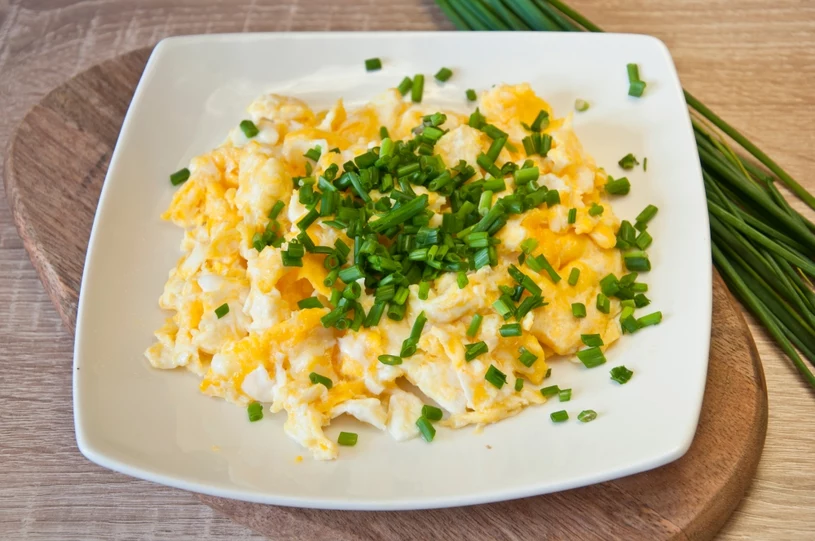 Dietetyk wskazał na najzdrowszą jajecznicę. Składniki zaskakują