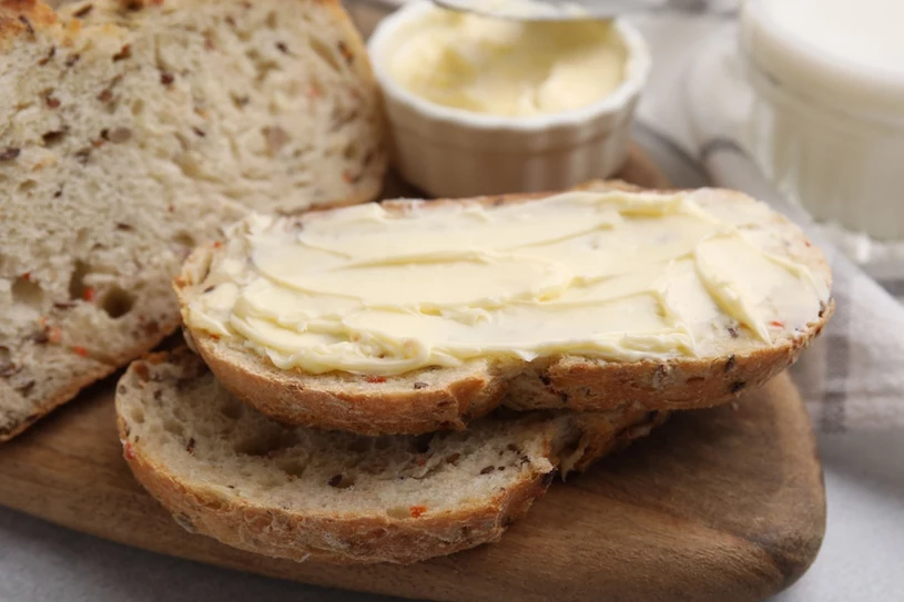 Smarujesz chleb tym smarowidłem? Lepiej wyeliminuj go z diety