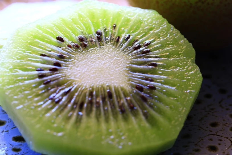 Mniejszy kuzyn kiwi. Zadba o wzrok i wzmocni organizm