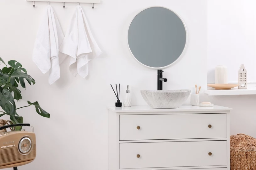 Rozłóż w łazience małe woreczki. Szybko pozbędziesz się brzydkiego zapachu