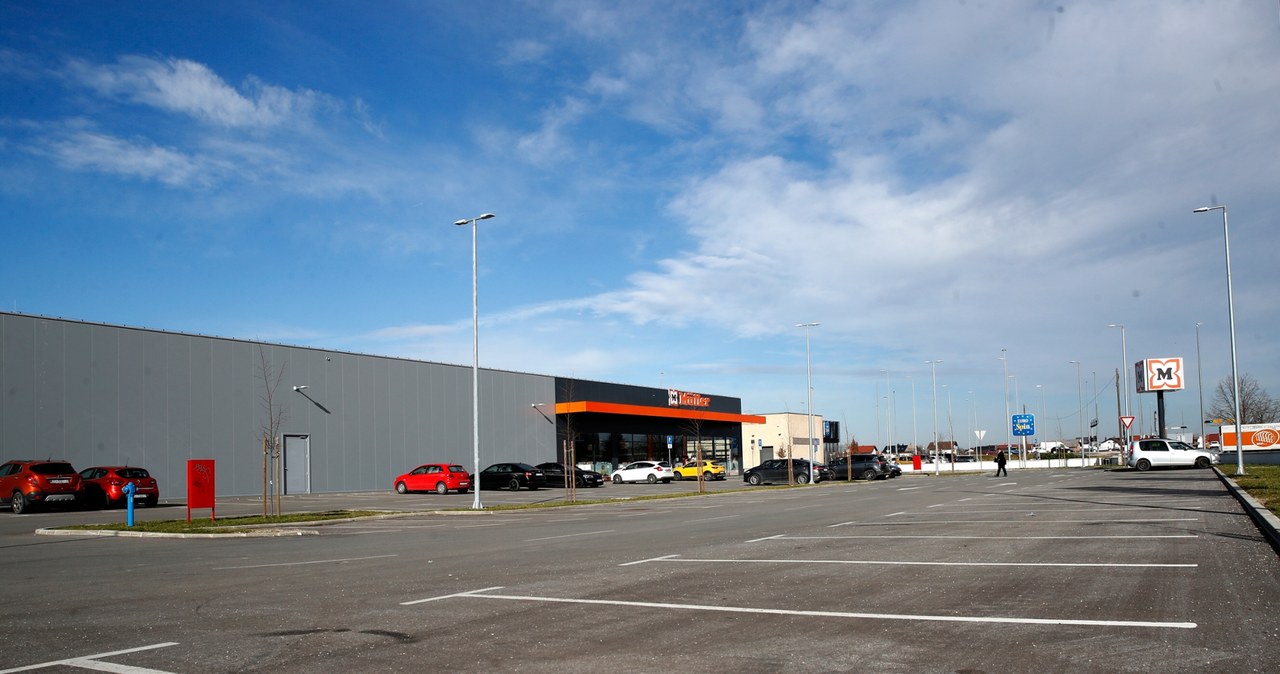 Puste sklepy na Bałkanach. Mieszkańcy zbuntowali się przeciwko drożyźnie