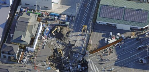 Jechał ciężarówką i wpadł do zapadliska. Od pięciu dni próbują go uwolnić