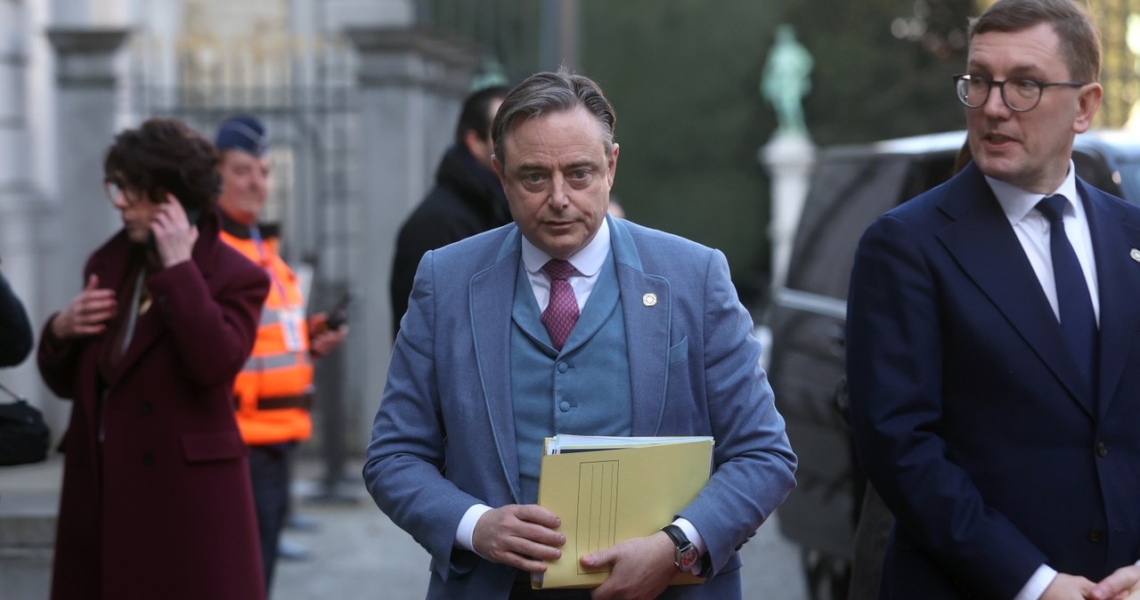 Po ośmiu miesiącach burzy Belgia w końcu ma nowy rząd