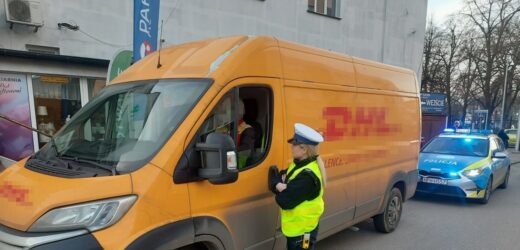 Kurierzy po alkoholu i narkotykach. 11 osób w rękach policji