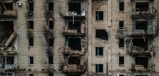 Rosjanie uderzyli rakietą w Izium. Są zabici i ranni