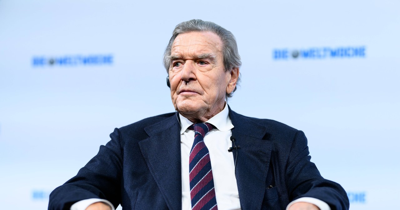 Schroeder nie stawił się przed komisją śledczą. Powód? „Wypalenie zawodowe”