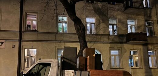 Pękająca kamienica w Lublinie. Mieszkańcy nadal nie wiedzą, co z nimi będzie