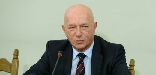 Prof. Zbigniew Ćwiąkalski gościem Rozmowy o 7:00 w Radiu RMF24