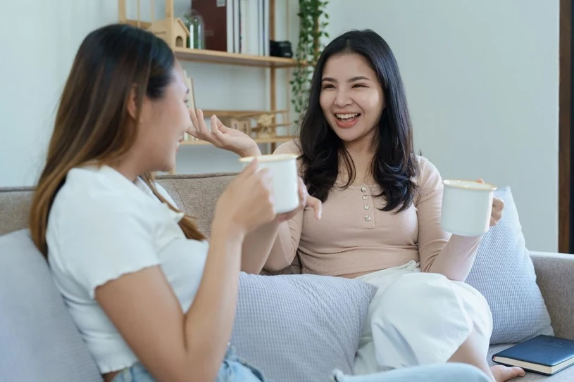 Czy kobiety naprawdę mówią więcej od mężczyzn? Naukowcy to zbadali