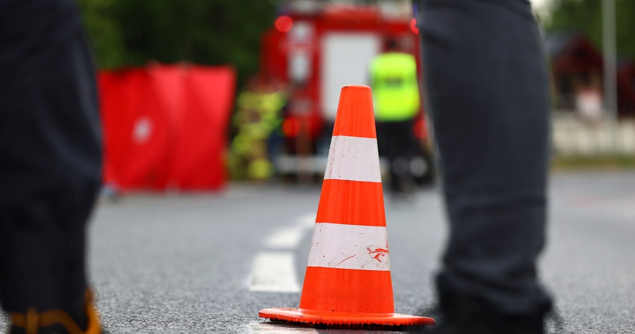 Tragiczny wypadek pod Warszawą. Zginęli 19-latka i 21-latek