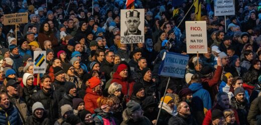 Gigantyczne antyrządowe protesty na Słowacji. „Rosyjski agent”
