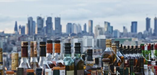 Wypili podrobiony alkohol. Zmarło 100 osób