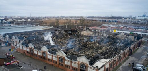 Pożar hali w Gdańsku. Służby wykorzystują skaner 3D