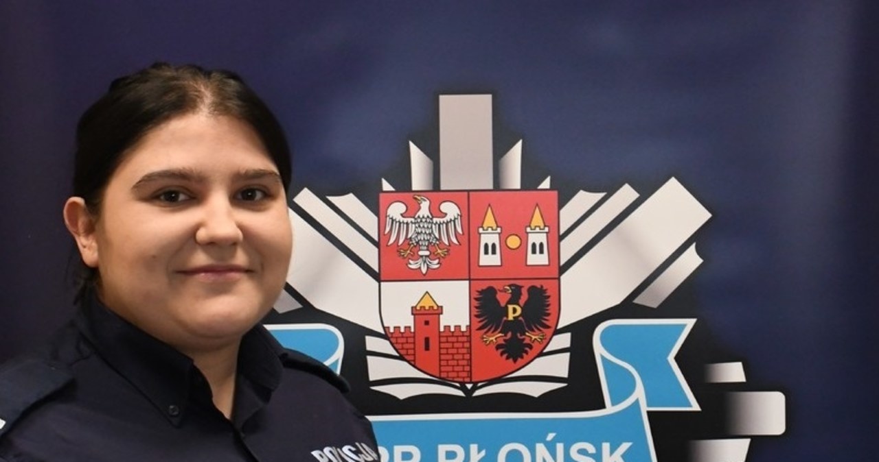 Kobieta utknęła w palącym się aucie. Uratowała ją policjantka