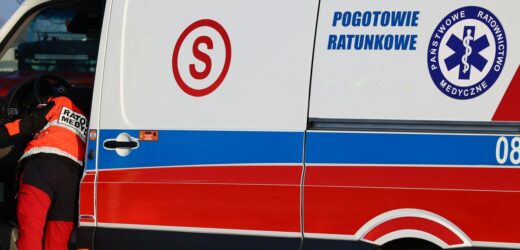 Wpadł w szał na studniówce i zaatakował ratowników medycznych