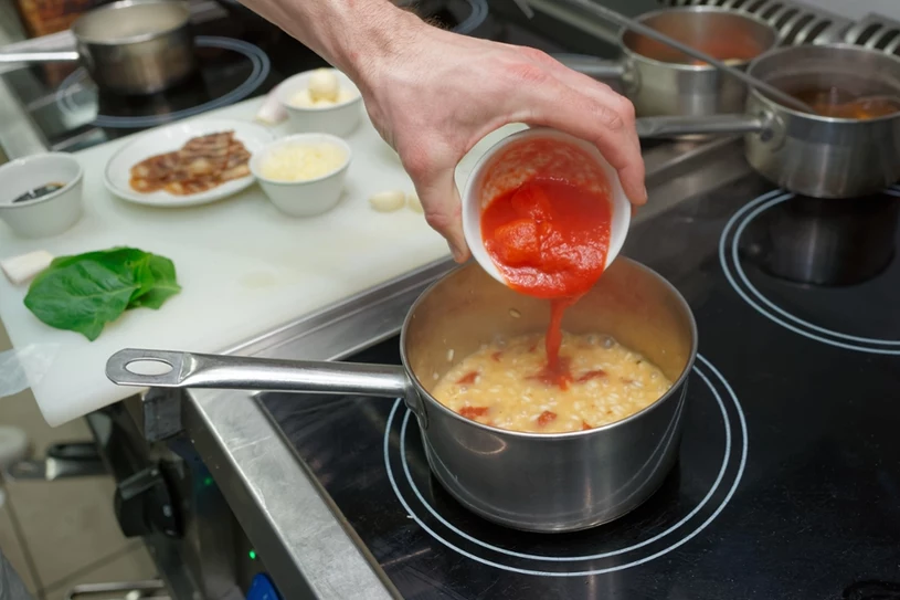 Dodajesz tę przyprawę do zupy? Nigdy nie osiągniesz oczekiwanego efektu