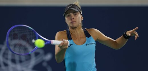 Linette pokonała Rosjankę. Będzie polskie starcie w Dosze